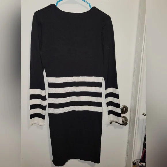 🟥XL Blk Striped Sweater Dress - Picture 2 of 3